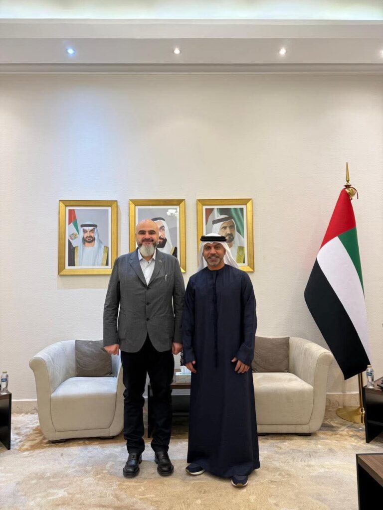 10010531807397209389182182896-768x1024 