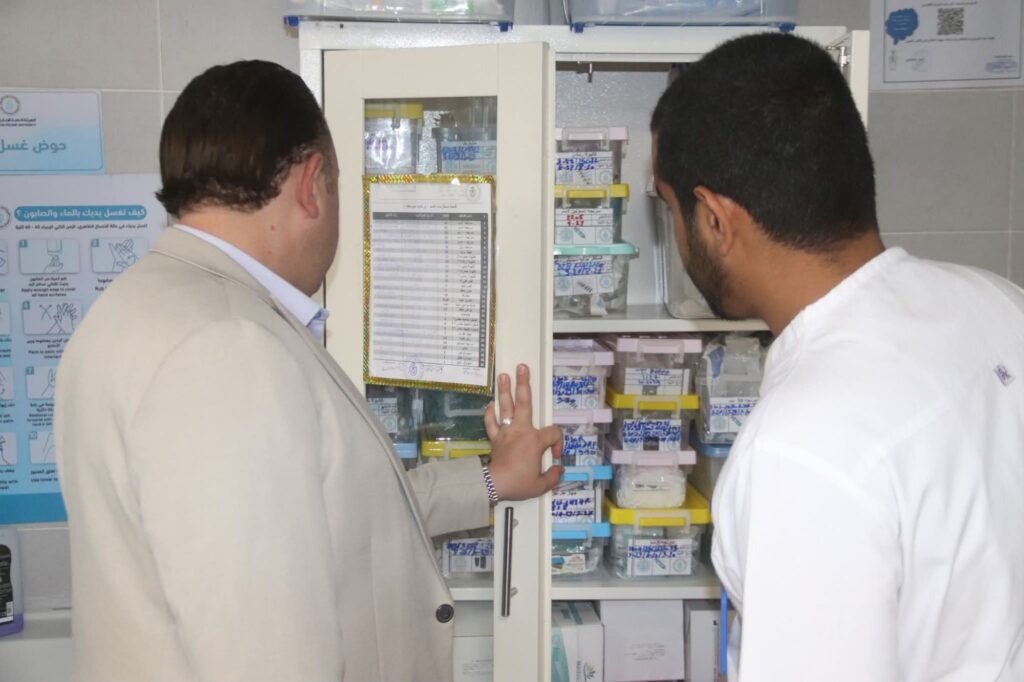 10010552582481355388765145070-1024x682 في إطار المتابعة الميدانية المستمرة لتنفيذ خطة التأمين الطبي، وضمان تقديم خدمات صحية متميزة داخل المنشآت خلال إجازة احتفالات عيد تحرير سيناء ،ووفقًا لتوجيهات الدكتور أحمد السبكي، رئيس الهيئة العامة للرعاية الصحية،