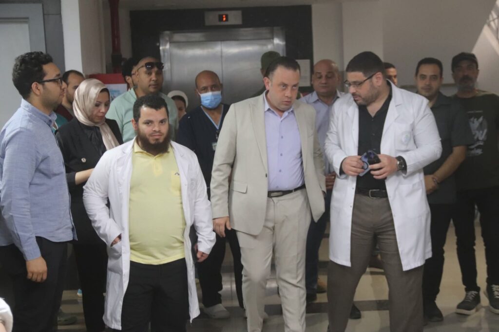 10010552607544668642570279240-1024x682 في إطار المتابعة الميدانية المستمرة لتنفيذ خطة التأمين الطبي، وضمان تقديم خدمات صحية متميزة داخل المنشآت خلال إجازة احتفالات عيد تحرير سيناء ،ووفقًا لتوجيهات الدكتور أحمد السبكي، رئيس الهيئة العامة للرعاية الصحية،