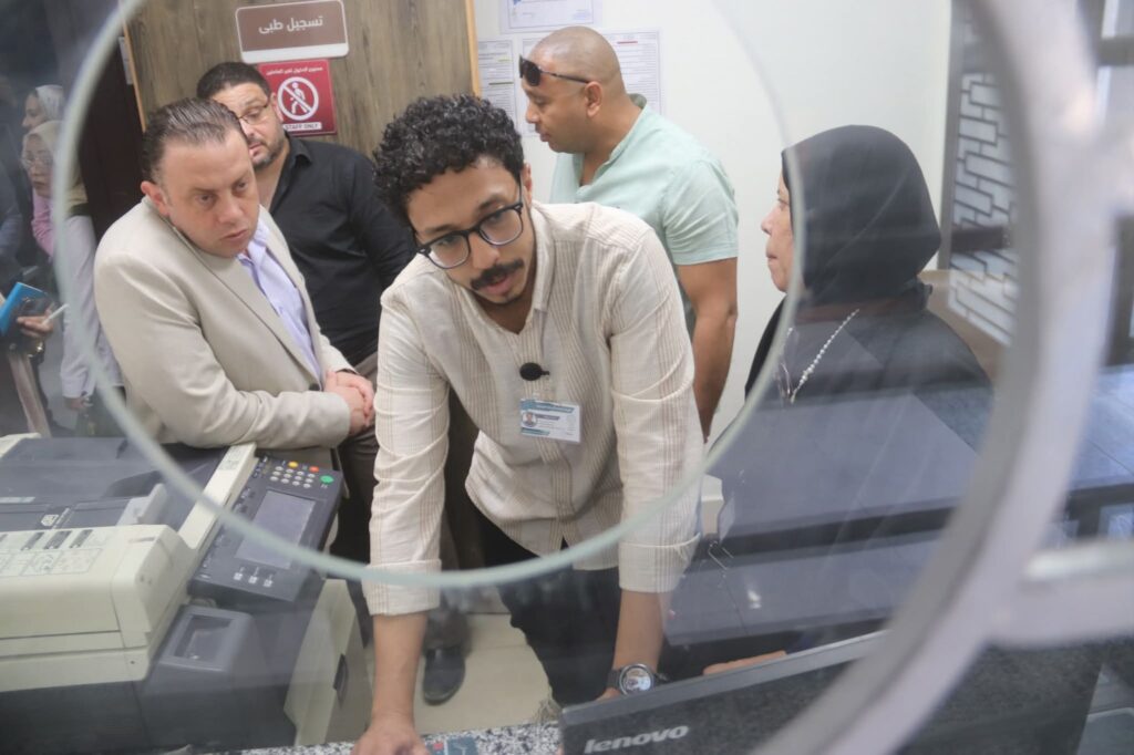 10010552628151472268770869920-1024x682 في إطار المتابعة الميدانية المستمرة لتنفيذ خطة التأمين الطبي، وضمان تقديم خدمات صحية متميزة داخل المنشآت خلال إجازة احتفالات عيد تحرير سيناء ،ووفقًا لتوجيهات الدكتور أحمد السبكي، رئيس الهيئة العامة للرعاية الصحية،