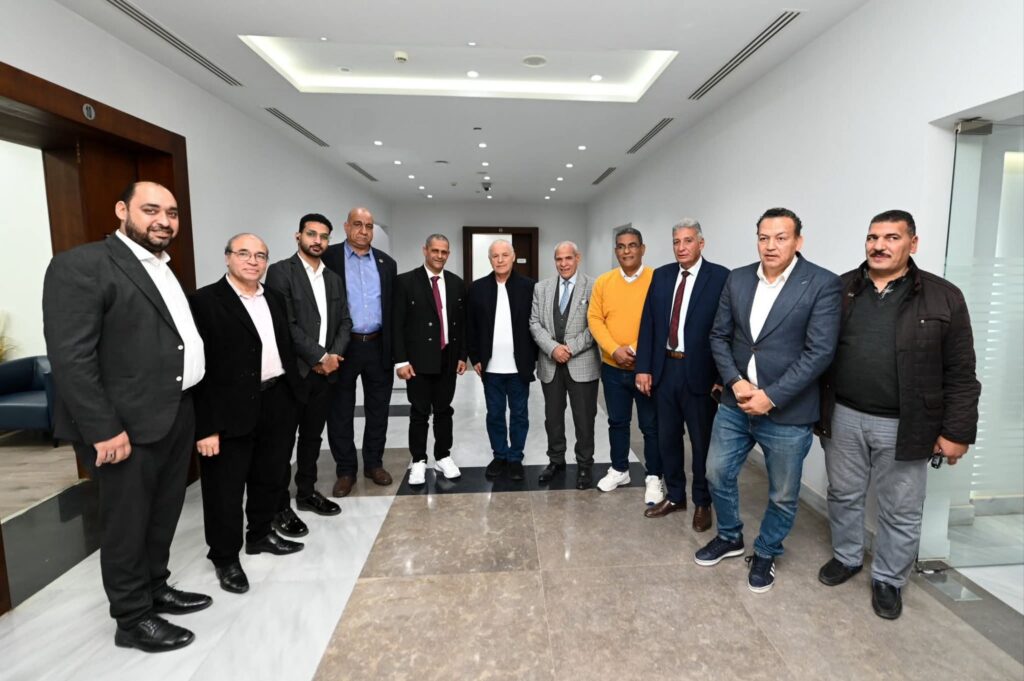 fb_img_17755896300066823538601752914582-1024x681 المهندس هاني أبو ريدة يستقبل مجموعة من أندية الجمعية العمومية