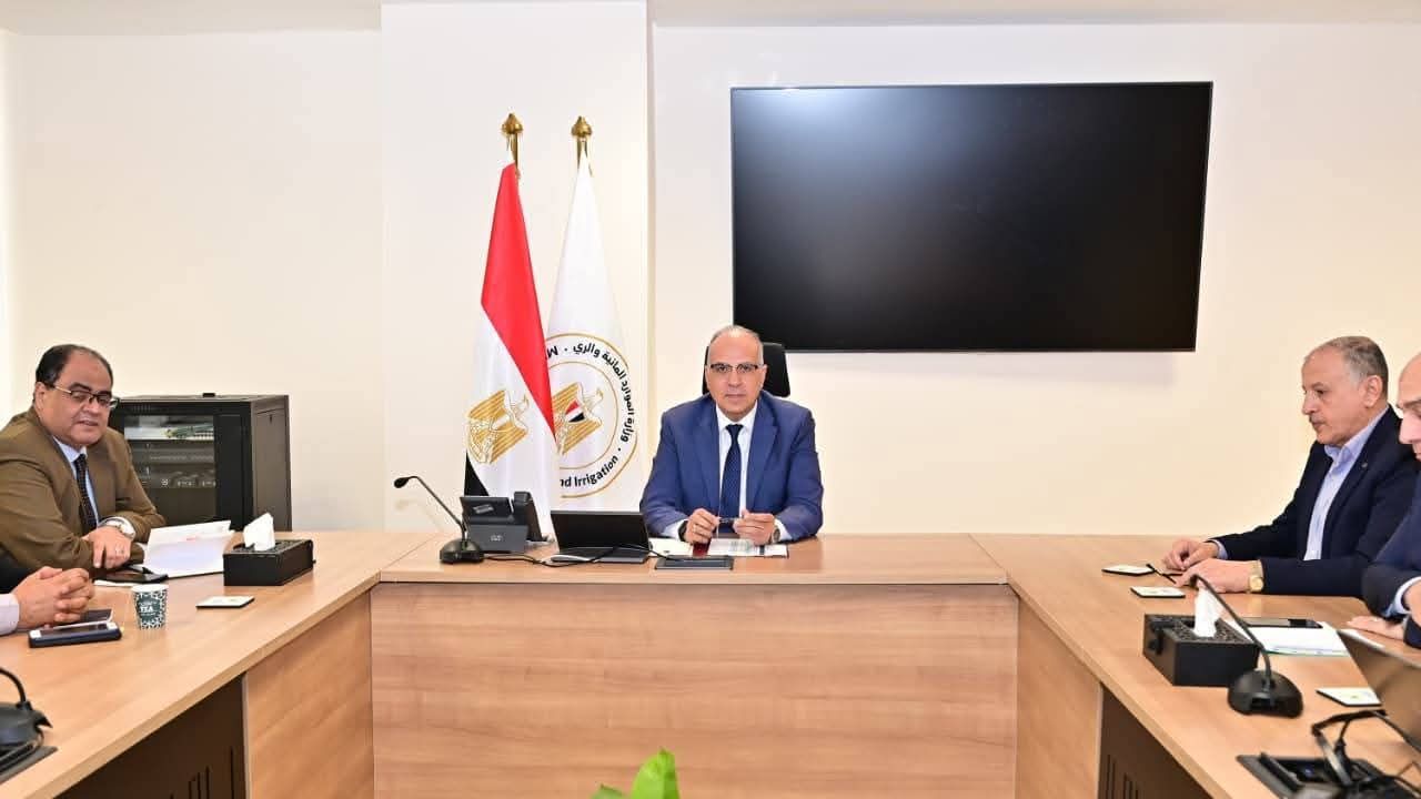 الدكتور سويلم يتابع الموقف المائي وحالة الري بمحافظة أسوان، والاستعداد لموسم أقصى الاحتياجات المقبل