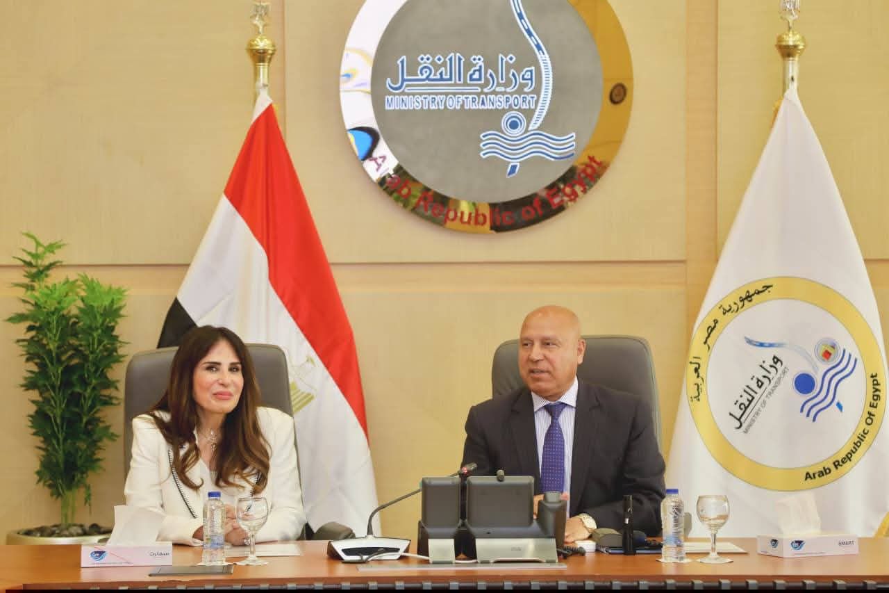 في إطار خطة الدولة المصرية لتعزيز التكامل بين مشروعات التنمية العمرانية ومنظومة النقل الجماعي الحديثة الصديقة للبيئة لتسهيل حركة تنقل المواطنين في كافة أنحاء الجمهورية..