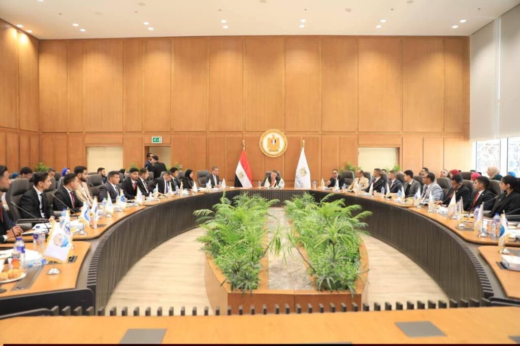 fb_img_17757282536623416387802136576992-1024x682 وزير التعليم العالي في اجتماع موسع بممثلي الاتحادات الطلابية والأسر المركزية