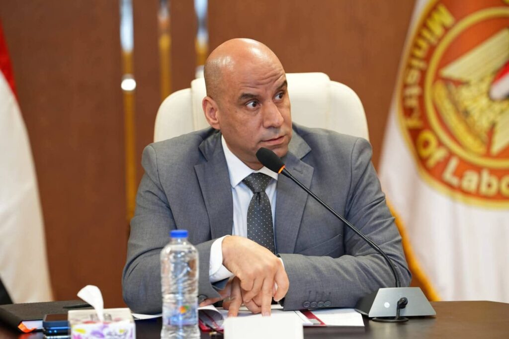 fb_img_17761656048486827458795745627710-1024x682 تنفيذًا لتوجيهات الرئيس السيسي بتعزيز مظلة الحماية الاجتماعية للعمال..