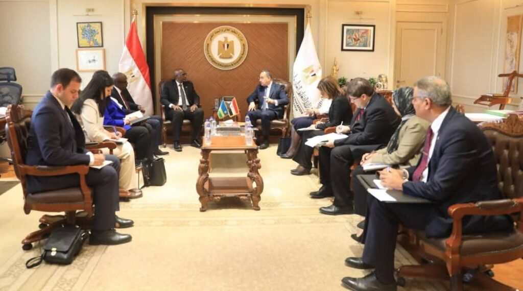 fb_img_17762454822824334295332823688768-1024x570 وزير التعليم العالي يستقبل نظيره الرواندي وسفير رواندا لبحث تعزيز الشراكة الأكاديمية والبحثية بين البلدين