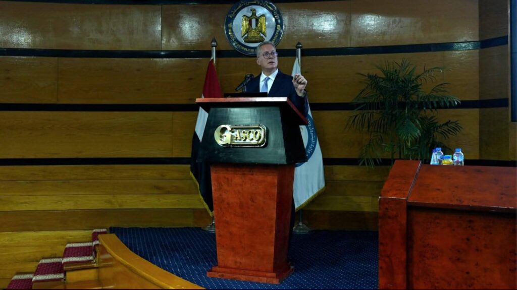 fb_img_17762471571551495241804904068728-1024x575 وزير البترول والثروة المعدنية في حوار مفتوح مع رؤساء شركات الإنتاج ونوابهم