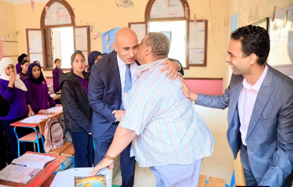 fb_img_177624728306562892423988693327-1024x654 وزير التربية والتعليم يتفقد عددًا من المدارس بإداراتي الحوامدية والبدرشين بالجيزة لمتابعة انتظام العملية التعليمية وتعزيز الانضباط داخل الفصول