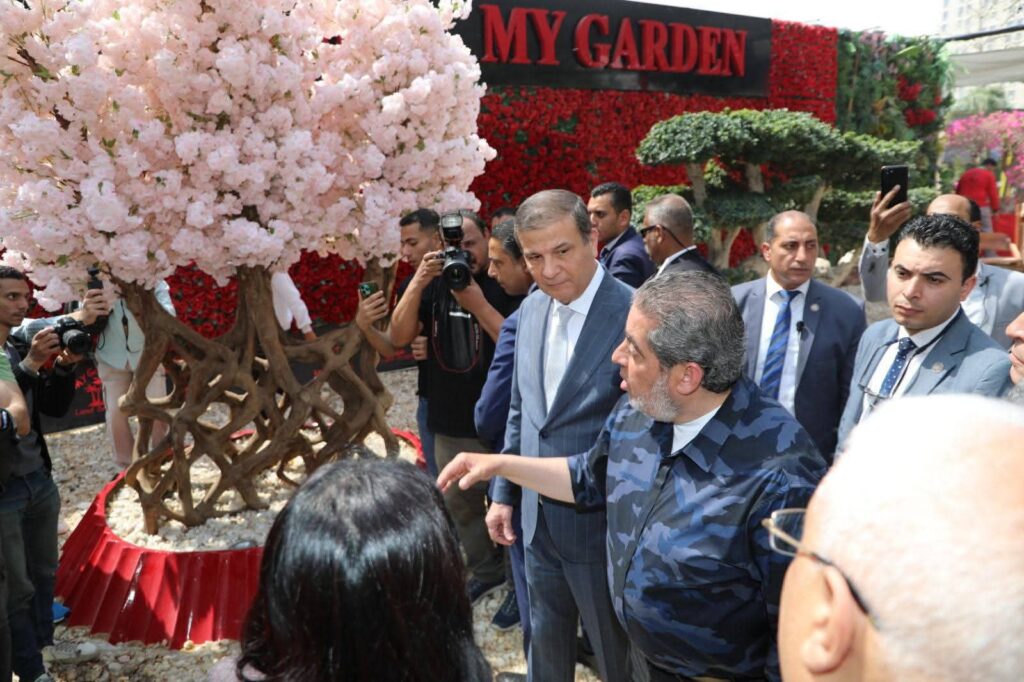 fb_img_1776338215761456284730316037278-1024x682 بيان صادر عن وزارة الزراعة واستصلاح الأراضي:● وزيرا الزراعة والتضامن الاجتماعي يفتتحان النسخة الـ 93 لمعرض زهور الربيع بالمتحف الزراعي بالدقي بحضور محافظ القاهرة ورئيس الجهاز المركزي للمحاسبات