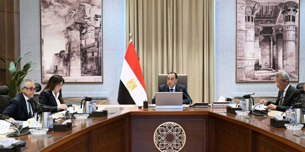 fb_img_17763385520342108941718021105092-1024x512 رئيس الوزراء يترأس اجتماع اللجنة الرئيسية لتقنين أوضاع الكنائس والمباني الخدمية التابعة لهاالموافقة على تقنين أوضاع 191 كنيسة ومبنى تابعاً ليصل العدد الإجمالي إلى 3804 كنائس ومبان تابعة