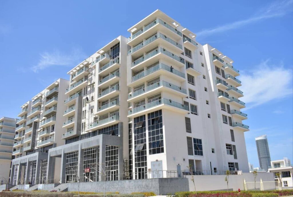 fb_img_17763386819173519474183328621369-1024x688 بيان صادر عن وزارة الإسكان والمرافق والمجتمعات العمرانية:■ وزيرة الإسكان تتابع سير العمل بعددٍ من المشروعات الجاري تنفيذها بمدينة العلمين الجديدة ومارينا