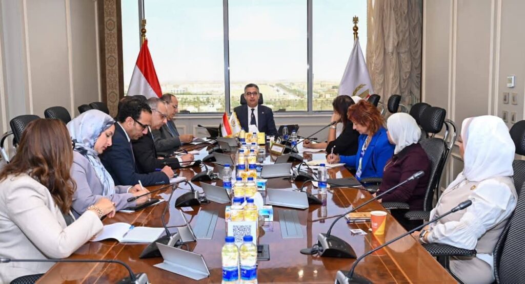 fb_img_17763390746326723050320500842141-1024x555 بيان صادر عن وزارة التموين والتجارة الداخلية:▪︎الدكتور شريف فاروق وزير التموين والتجارة الداخلية يعقد اجتماعًا مع مسؤولي برنامج الأغذية العالمي لتعزيز التعاون في مجالات الأمن الغذائي والدعم الفني