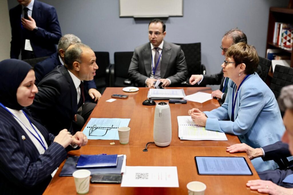 fb_img_17763509353566259194175641898419-1024x682 وزير الخارجية يلتقي رئيسة البنك الأوروبي لإعادة الإعمار والتنمية في واشنطن