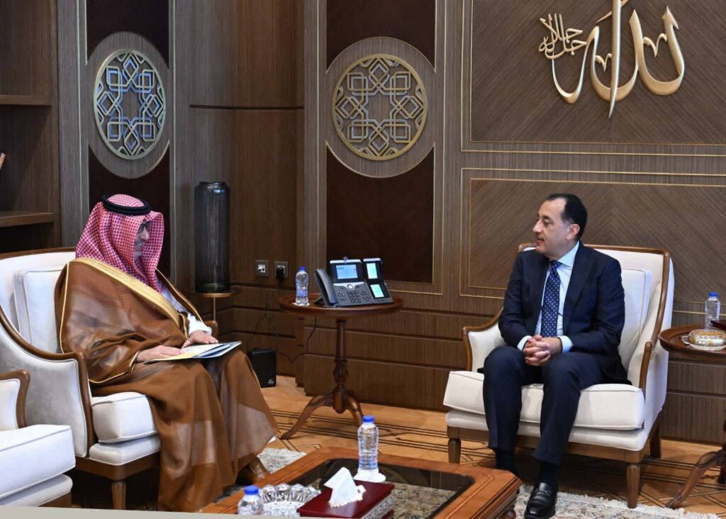 fb_img_17768484901262393973011537231092-1024x732 رئيس الوزراء يستقبل سفير خادم الحرمين الشريفين لدى مصر لبحث تعزيز التعاون المشترك