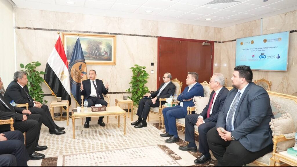 fb_img_17774546013832052988772816896482-1024x575 رئيس الرقابة المالية يشهد توقيع بروتوكولات تعاون لتطوير كوادر القطاع المالي غير المصرفي