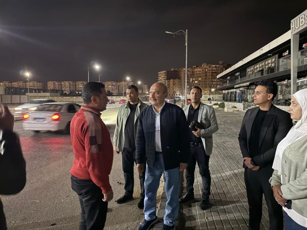 img-20260401-wa00063210075778120330357-1024x768 محافظ السويس يتابع تطبيق قرار مجلس الوزراء لغلق المحال التجارية الساعة 9 مساء