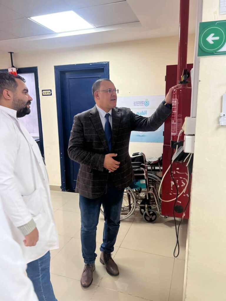 img-20260401-wa00261110744930207985065-768x1024 لضمان إستدامة الخدمات الطبية وجاهزية المنشآت خلال التقلبات الجوية جولات مفاجئة مكثفة&nbsp; الدكتور إسماعيل الحفناوي