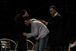 img-20260401-wa0046721396076886802723-300x200 بالصور.. «الحب والحياة» أبرز موضوعات اليوم الثالث والرابع من مهرجان المسرح العالمي