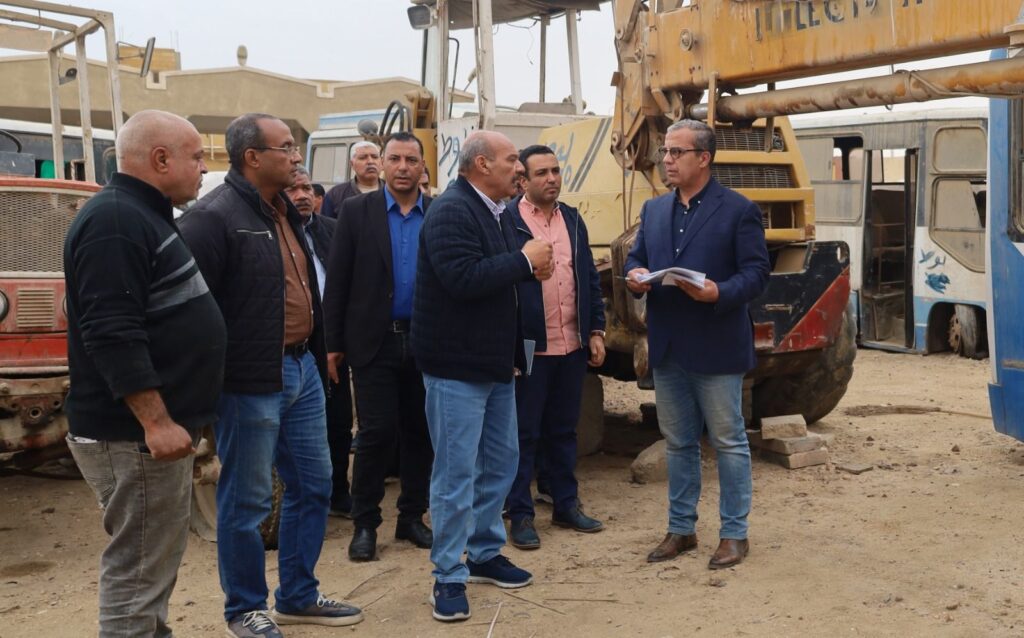 img-20260401-wa01026458125849415721255-1024x638 محافظ السويس يتابع سير العمل بجراج جهازي التجميل والنظافة