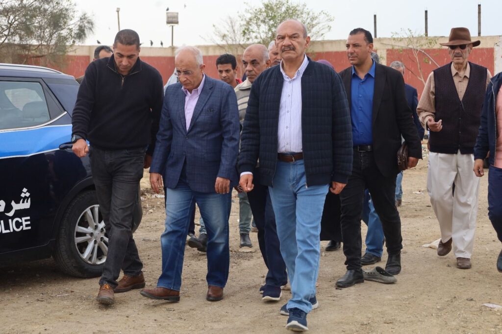 img-20260401-wa01056740791424653334973-1024x682 محافظ السويس يتفقد مصنع تدوير القمامة والمدفن الصحي