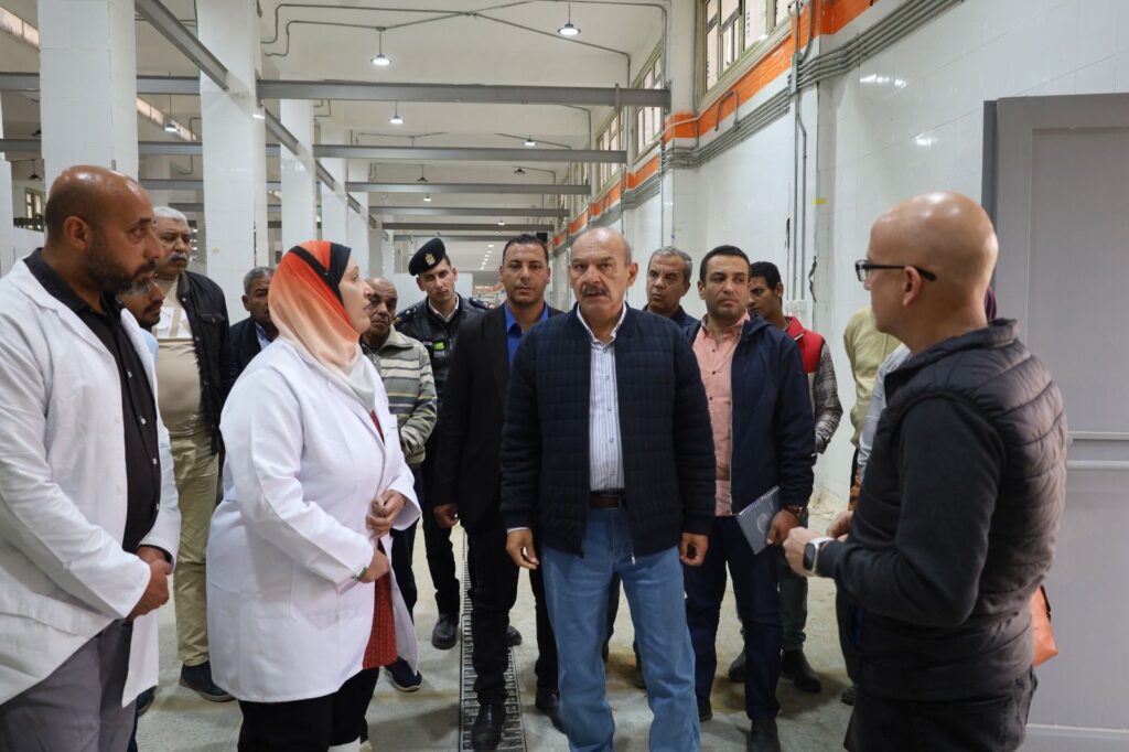 img-20260401-wa01072516681018083783438-1024x682 محافظ السويس يتابع اعمال تطوير المجزر الآلي بقرية الألبان الجديدة بحي فيصل