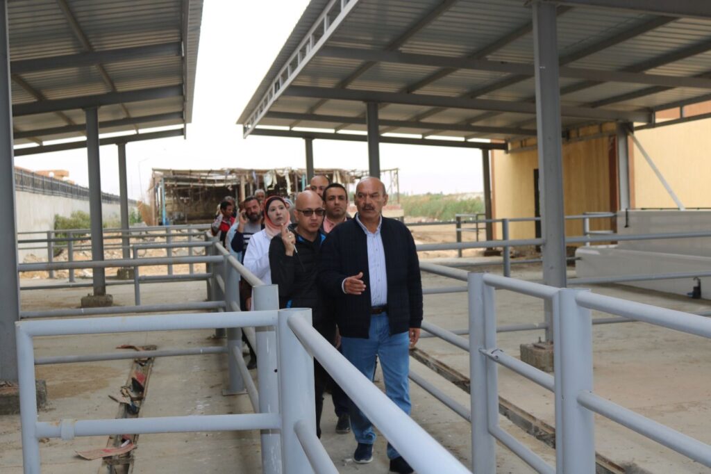 img-20260401-wa01107461240292639752356-1024x682 محافظ السويس يتابع اعمال تطوير المجزر الآلي بقرية الألبان الجديدة بحي فيصل