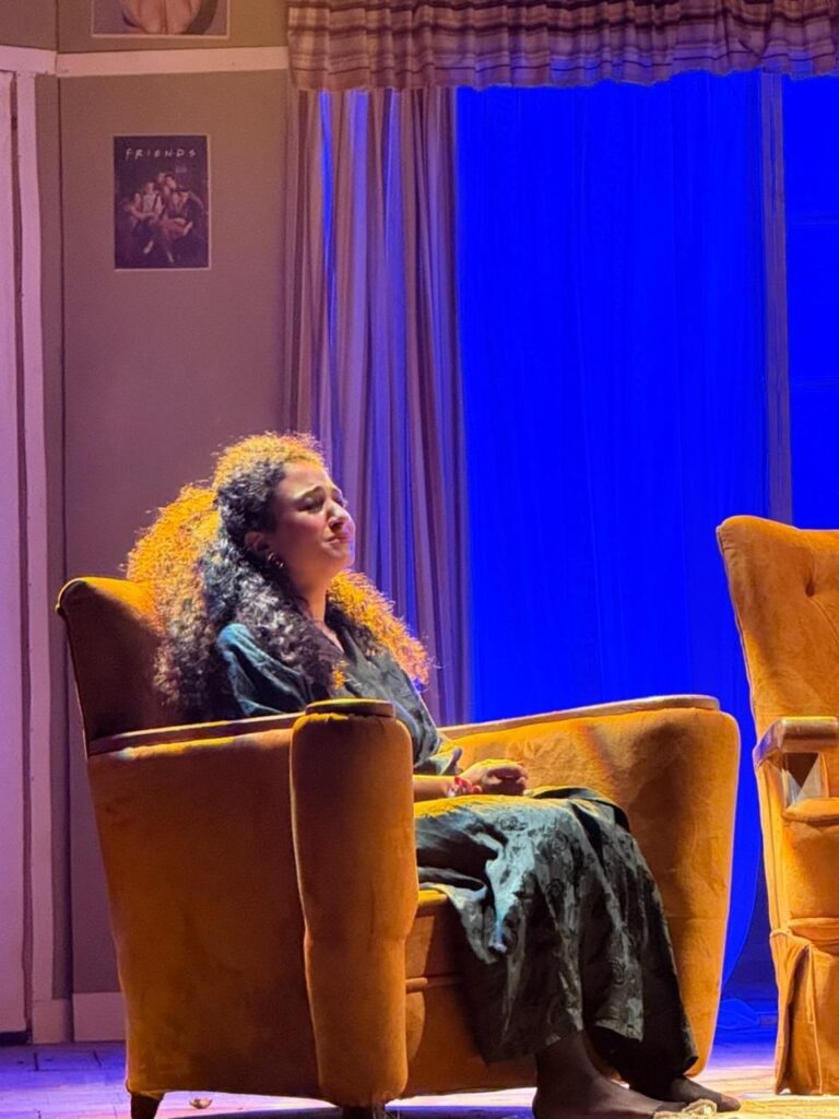 img-20260402-wa00338629729019785024201-768x1024 بالصور.. «ليزي أنبل من الجميع» ليست كذبة أبريل