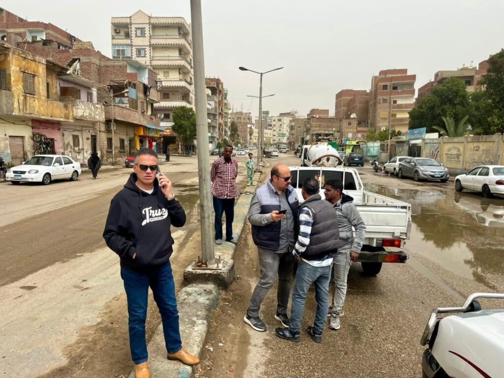 img-20260402-wa00738502798696047204452-1024x768 جهود كسح مياة الأمطار من شوارع حي الاربعين بالسويس