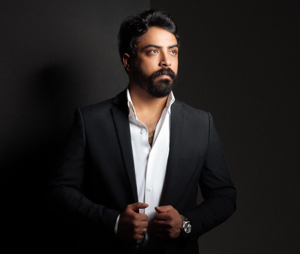 img-20260402-wa00926521060888142273143-1024x867 بعد غياب 3 سنوات.. إسلام فاروق يعود بأغنية "يا عم قلبي" مع فايرال ويف