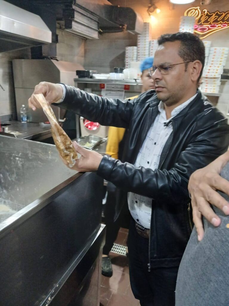 img-20260403-wa00062311054568377120190-768x1024 حملة مسائيه مكبره برئاسه حي السويس واداره التموين والطب البيطري