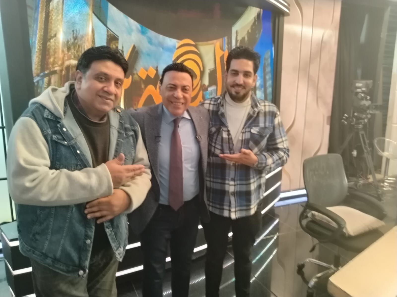 مفاجآت جديدة حول العندليب.. أول حفل هولوجرام لعبدالحليم حافظ وكشف سبب وفاته ورد الأسرة على تصريحات إبراهيم عيسى