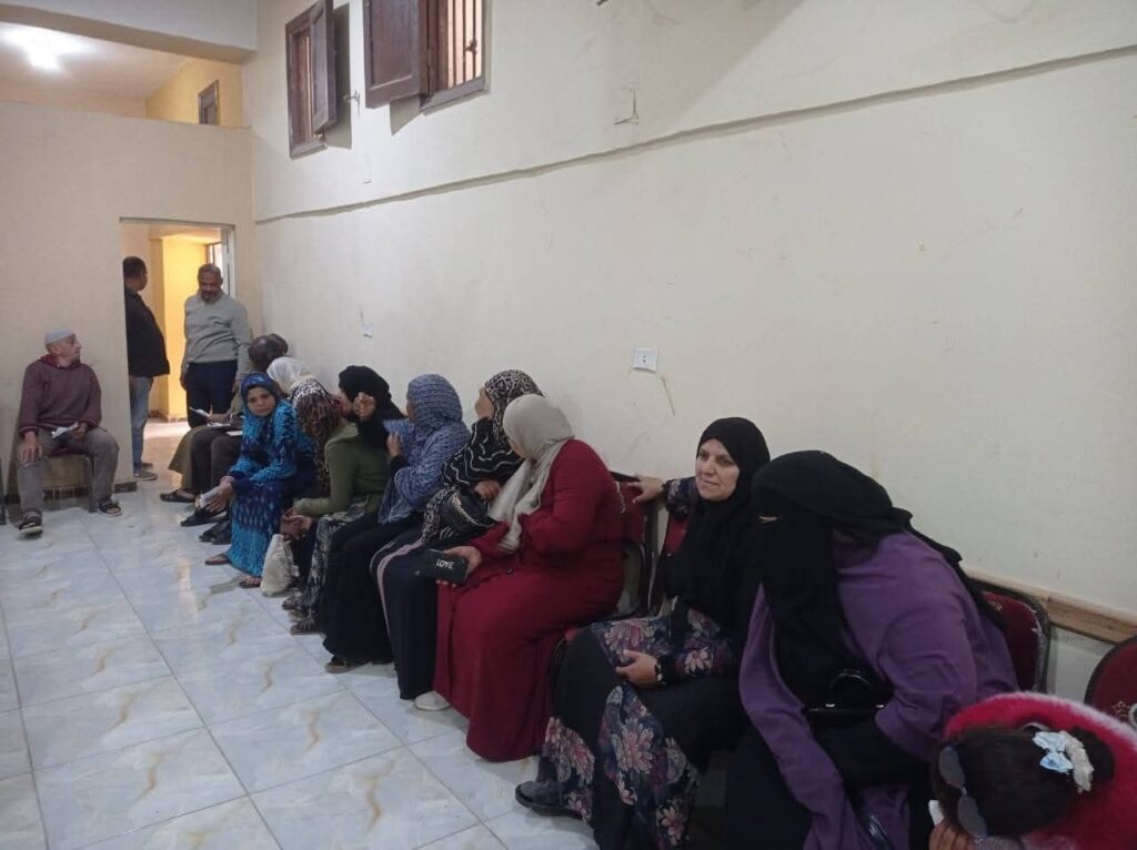 img-20260403-wa01101991624443786208440-1024x766 قافلة صباحية لمبادرة الأمراض المزمنة "بجمعية السويس بلدي" بقرية عامر