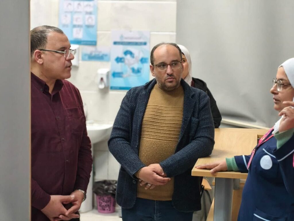 img-20260404-wa00048259111753287602144-1024x768 الدكتور إسماعيل الحفناوي يقود جولات ليلية حاسمة بالعطلة الرسمية بمستشفى الرمد التخصصي