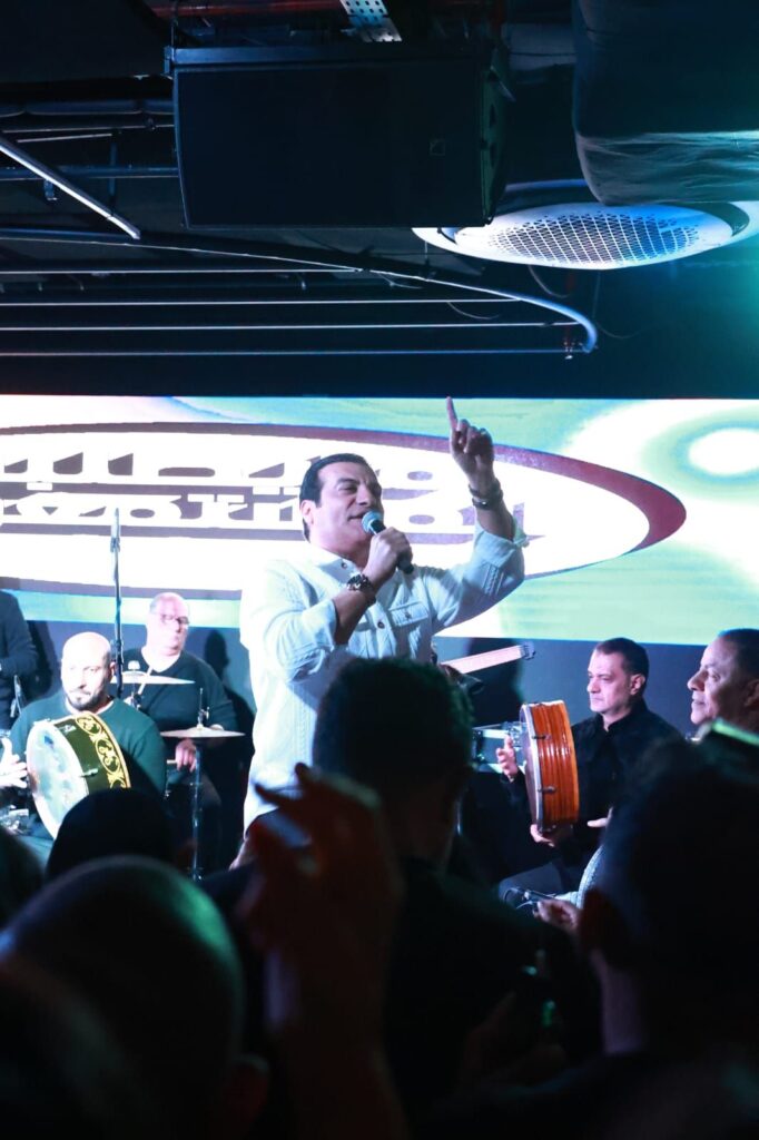 img-20260404-wa0067900229371481932749-682x1024 إيهاب توفيق يفتتح موسم الصيف بسهرة مميزة في «كايرو چاز» (صور)