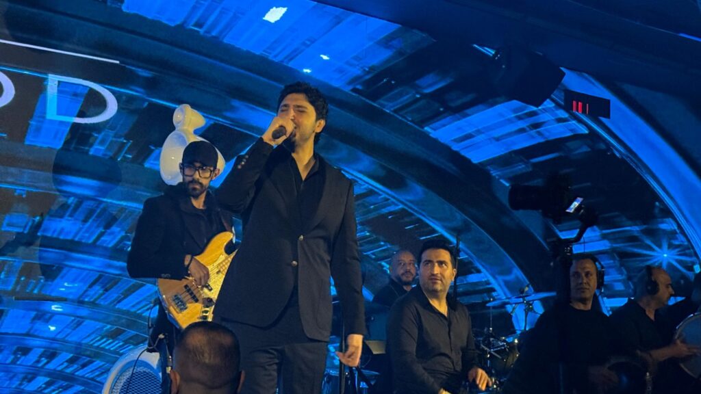 img-20260404-wa00713565505609385997857-1024x576 من "يا غايب" إلى "يانا يانا".. محمد فضل شاكر يشعل حماس الجمهور في الزمالك (صور)