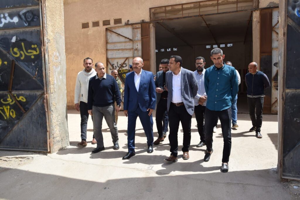 img-20260405-wa00476234718669776695587-1024x683 محافظ السويس يتابع توافر انابيب البوتاجاز بالأسعار المحددة للمواطنين