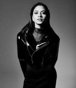 img-20260406-wa00043835884897256411789-259x300 بسنت حاتم تتألق بإطلالة الأبيض والأسود وتبرز أناقتها العصرية