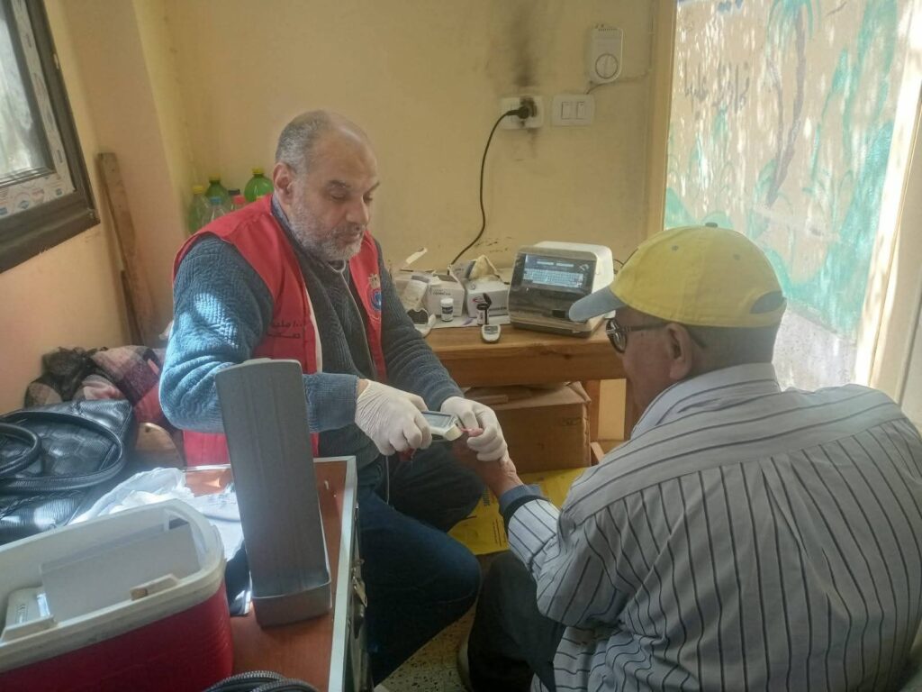 img-20260407-wa00161895662685266173057-1024x768 قافلة طبية في السويس للأمراض المزمنة والإعتلال الكلوي