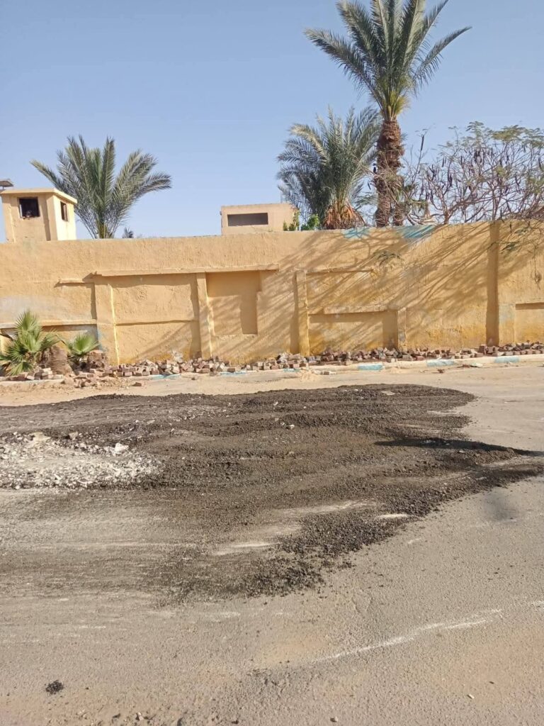 img-20260407-wa009392634450850796043-768x1024 حي فيصل بالسويس يقوم بتحسين جودة الطرق وتيسير حركة المرور