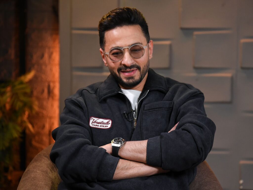 img-20260407-wa01066722208899473893715-1024x768 حمادة هلال يعلن إصابة والده بشلل نصفي