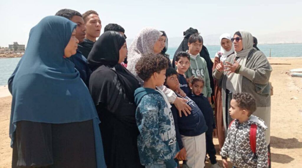 img-20260407-wa01381877373477889136542-1024x572 إحتفالاً بيوم اليتيم<br>محافظة السويس ترسم الفرحة على وجوه أطفال ذوي الهمم