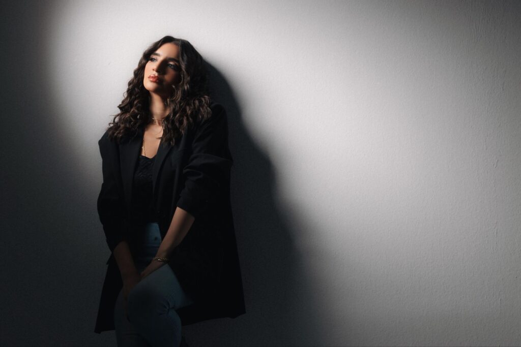 img-20260408-wa01151881948459928357022-1024x683 بالفيديو والصور.. ميرنا شلبي تطلق أحدث أغنياتها "الأعذار المتقالة"