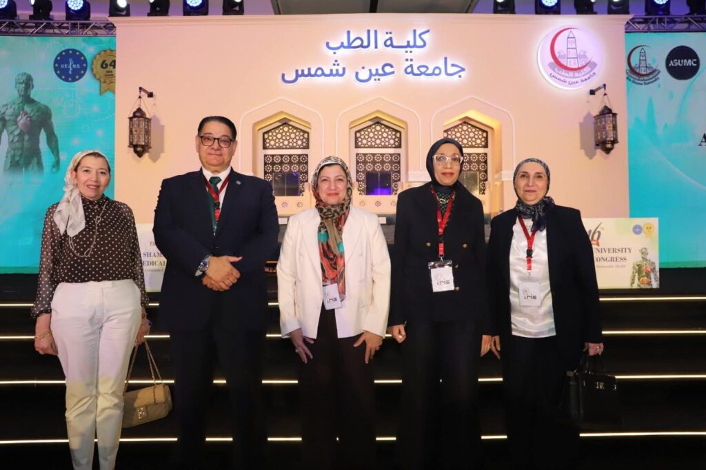 img-20260409-wa00483863910703028835271-1024x682 نائب رئيس جامعة عين شمس لخدمة المجتمع وعميد كلية الطب يفتتحان المؤتمر السنوي الـ 46 للكلية