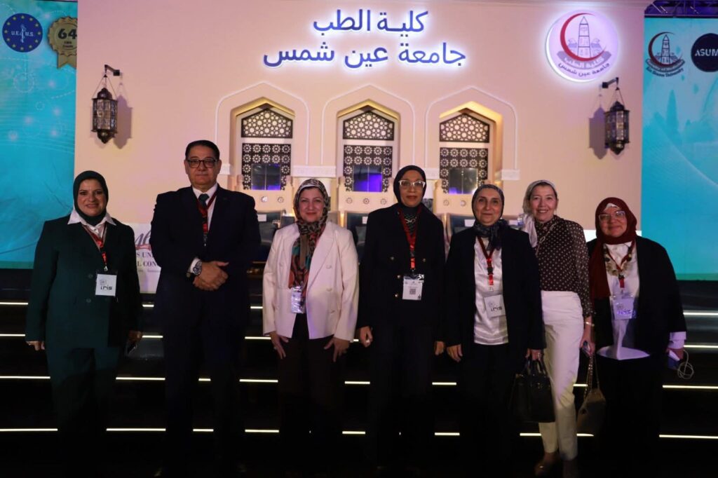 img-20260409-wa00492949967752097085601-1024x682 نائب رئيس جامعة عين شمس لخدمة المجتمع وعميد كلية الطب يفتتحان المؤتمر السنوي الـ 46 للكلية