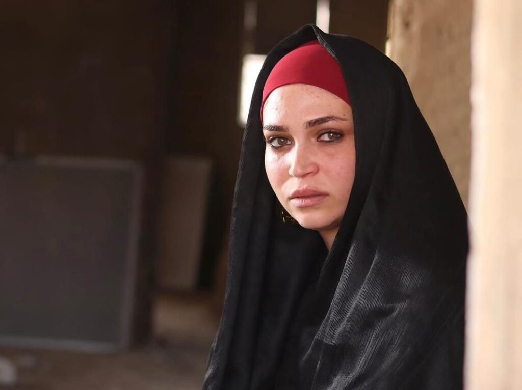 img-20260409-wa0067950791815178811226-1024x766 منار الهجرسي إلى مهرجان كان.. “وعد التراب”