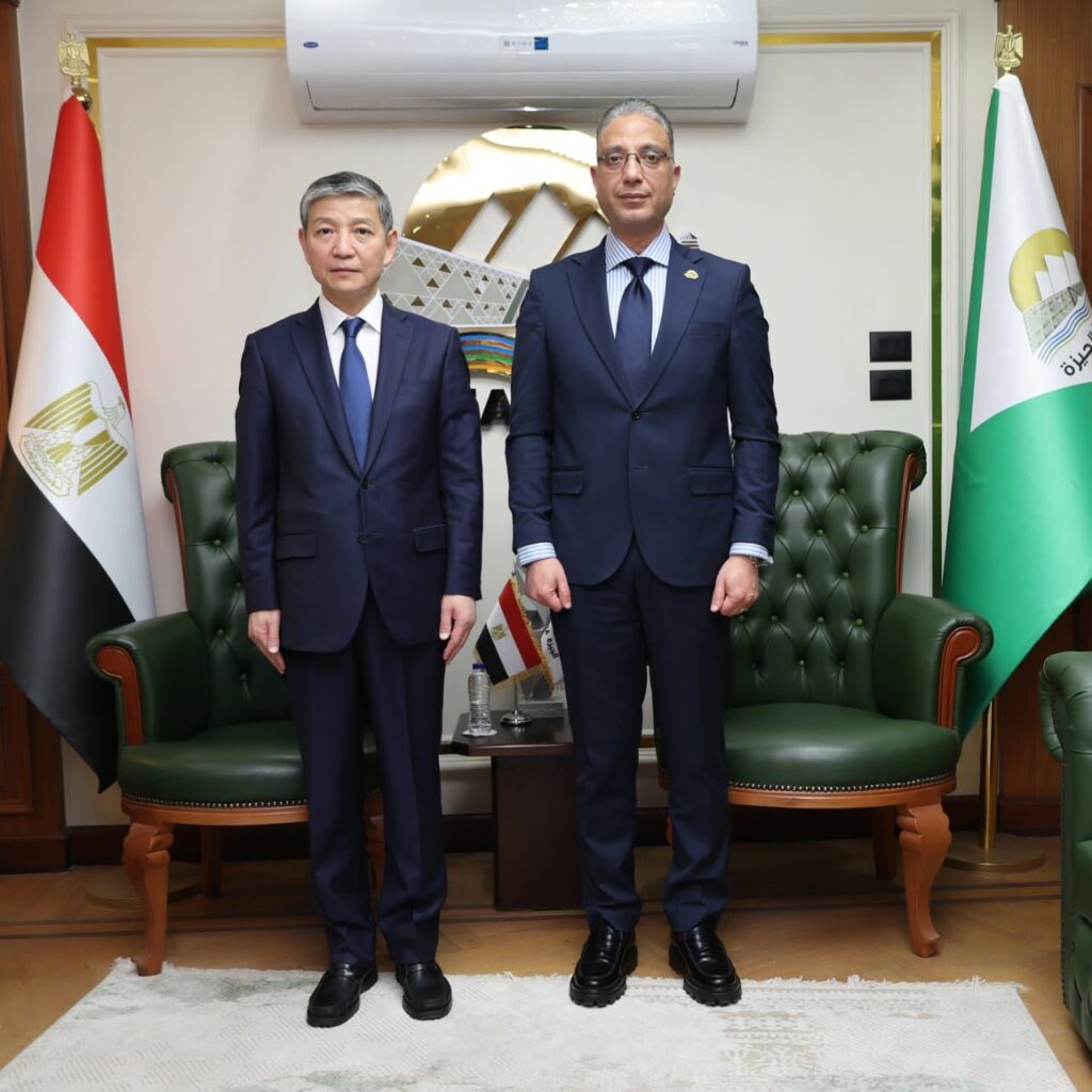 img-20260409-wa00795497597162158221459-1024x1024 المحافظ يبحث مع السفير الصيني توقيع اتفاقية صداقة مع مدينة نانجين الصينية