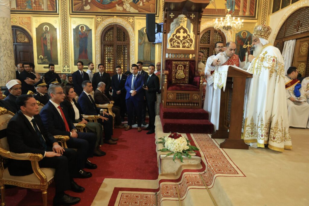 img-20260411-wa00804533179337174046759-1024x683 محافظ الجيزة يزور مطرانية الجيزة للأقباط الأرثوذكس لتقديم التهنئة بعيد القيامة المجيد