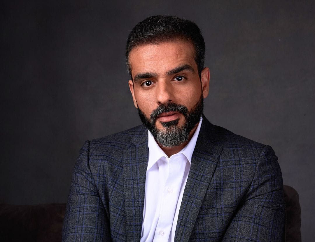 سيف الحكيم.. رائد أعمال مصري يصنع بصمته في عالم ريادة الأعمال بالأسواق العالمية