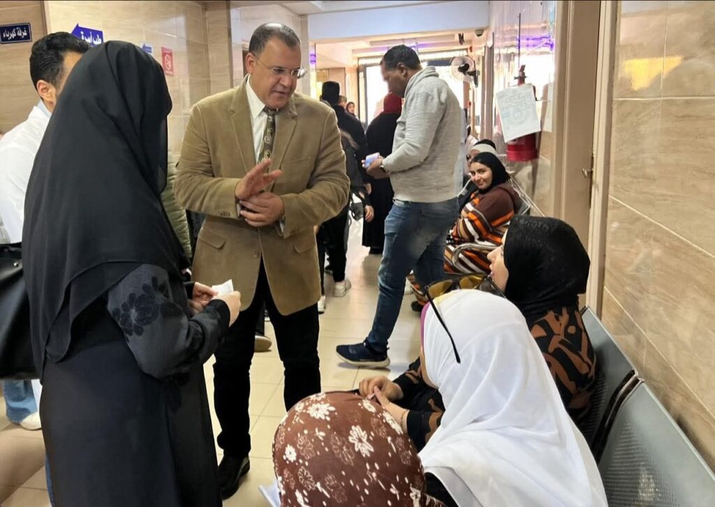 img-20260415-wa00061374929629399845957-1024x727 مدير عام فرع هيئة الرعاية الصحية ببورسعيد يُحكم الرقابة الميدانية بمركز طب أسرة "عمر بن الخطاب" ويُتابع كفاءة المنظومة الدوائية والأمنية