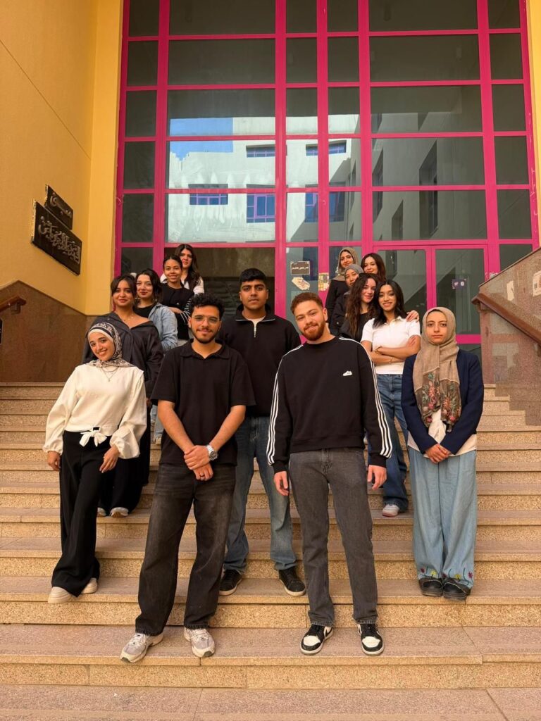 img-20260416-wa00598524703753471145615-768x1024 فيلم بعنوان (كراسة دافنشي